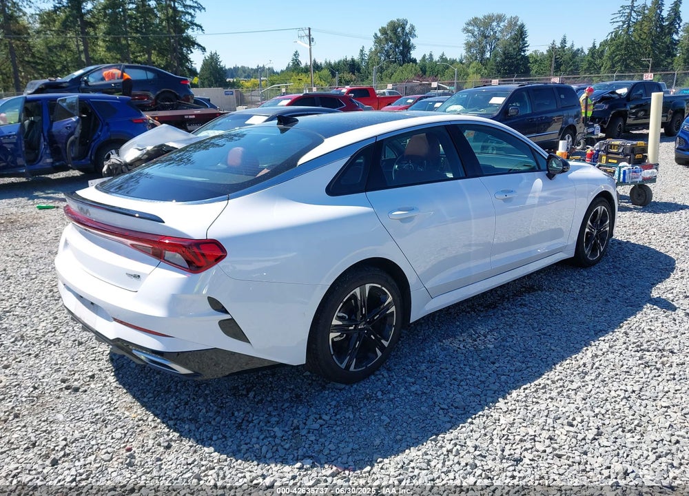 2022 KIA K5 VIN: 5XXG64J22NG133224