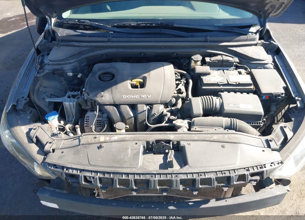 2018 HYUNDAI ELANTRA VIN: 5NPD84LF9JH246423