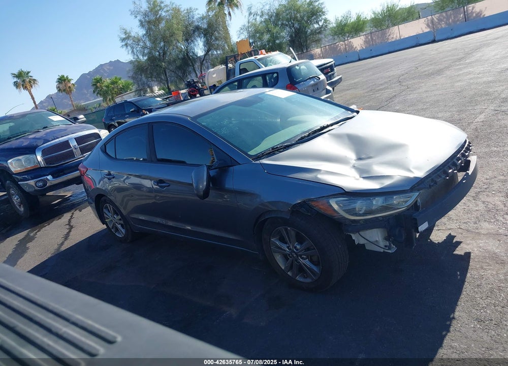 2018 HYUNDAI ELANTRA VIN: 5NPD84LF9JH246423