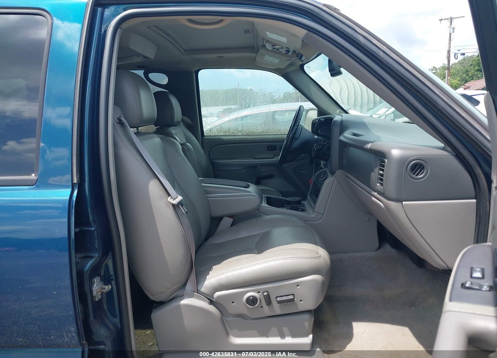 2006 CHEVROLET SUBURBAN 1500 Z71 VIN: 3GNFK16Z96G114462