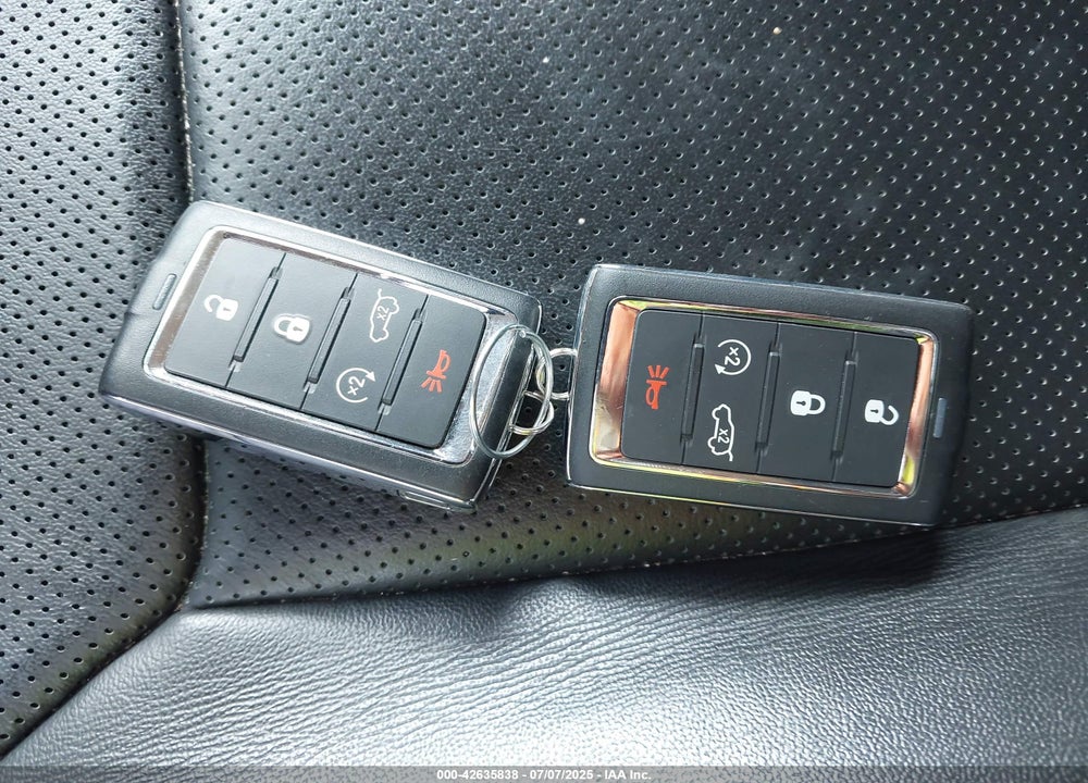2023 JEEP GRAND CHEROKEE L VIN: 1C4RJKBGXP8701778