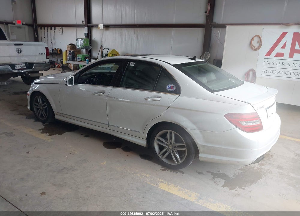 2013 MERCEDES-BENZ C CLASS VIN: WDDGF8AB5DA796911