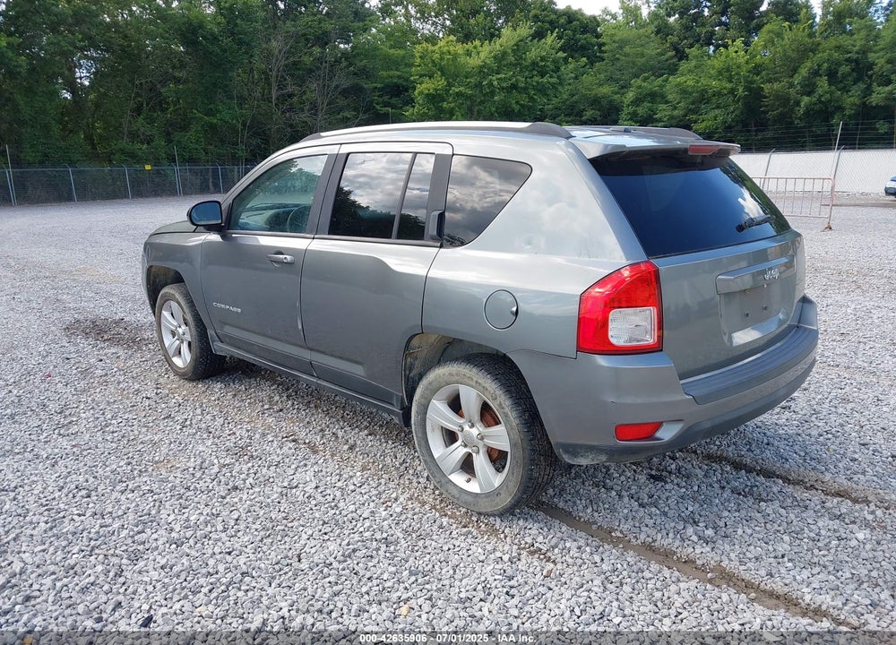 2012 JEEP COMPASS VIN: 1C4NJCBB8CD511553