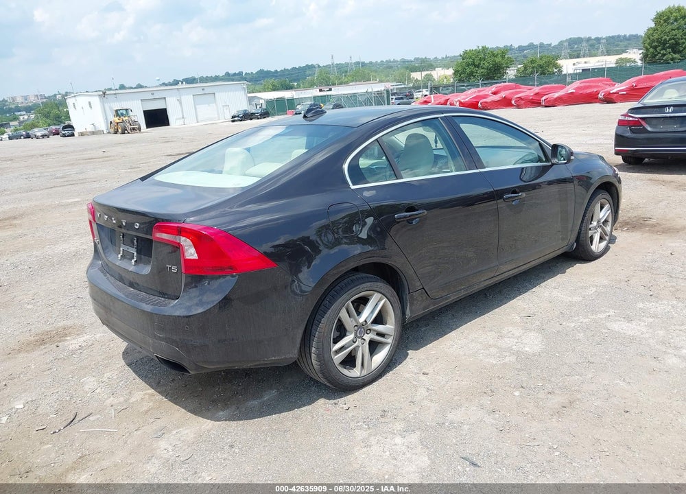 2015 VOLVO S60 VIN: YV126MFKXF2351397