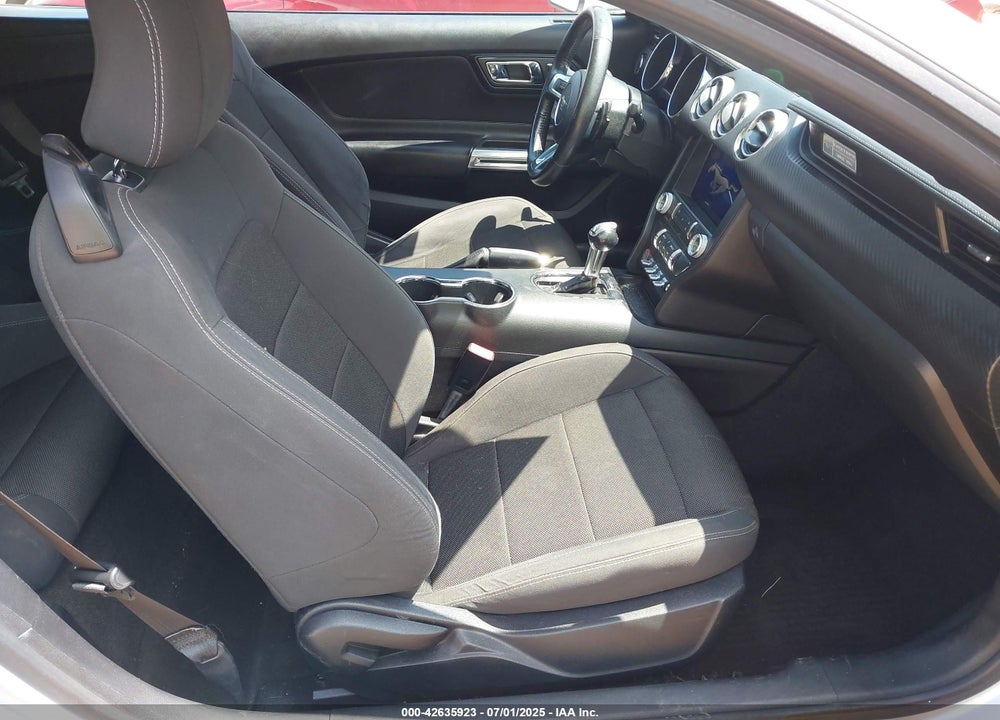2016 FORD MUSTANG VIN: 1FATP8EM7G5292011