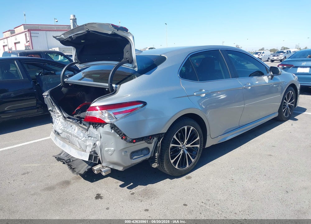 2020 TOYOTA CAMRY VIN: 4T1G11AK7LU328171