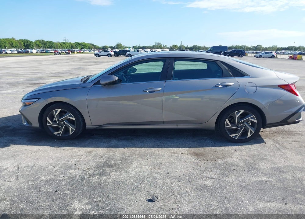 2025 HYUNDAI ELANTRA LIMITED VIN: KMHLP4DG5SU883866