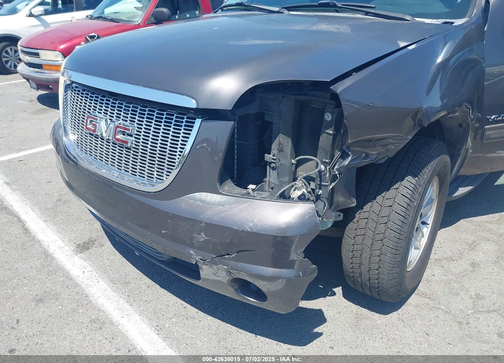 2010 GMC YUKON SLE VIN: 1GKMCAE37AR239001