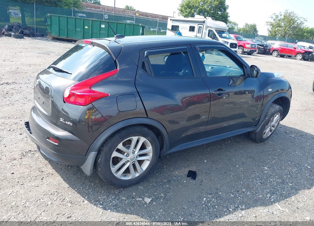 2011 NISSAN JUKE VIN: JN8AF5MV8BT023845