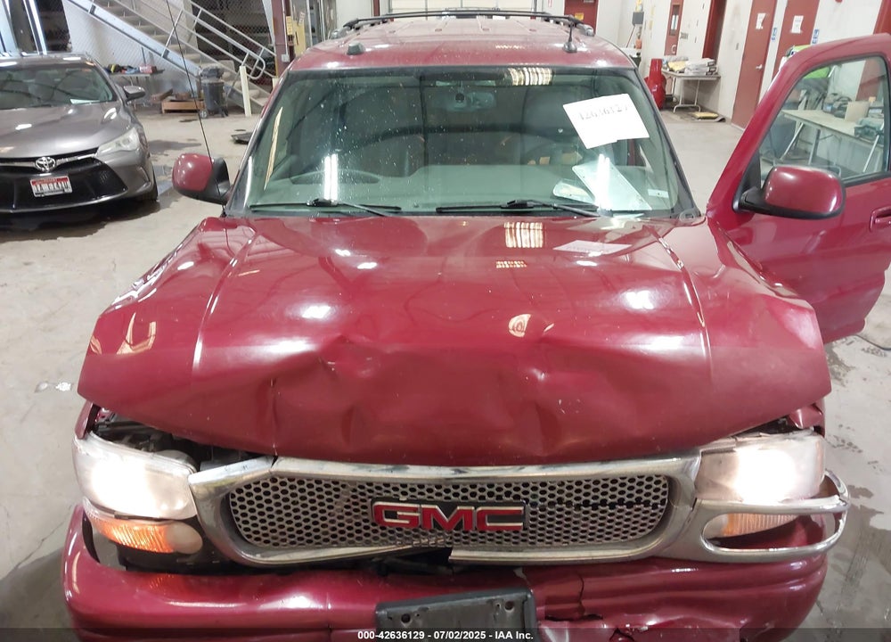 2005 GMC YUKON XL 1500 DENALI VIN: 1GKFK66U35J262408