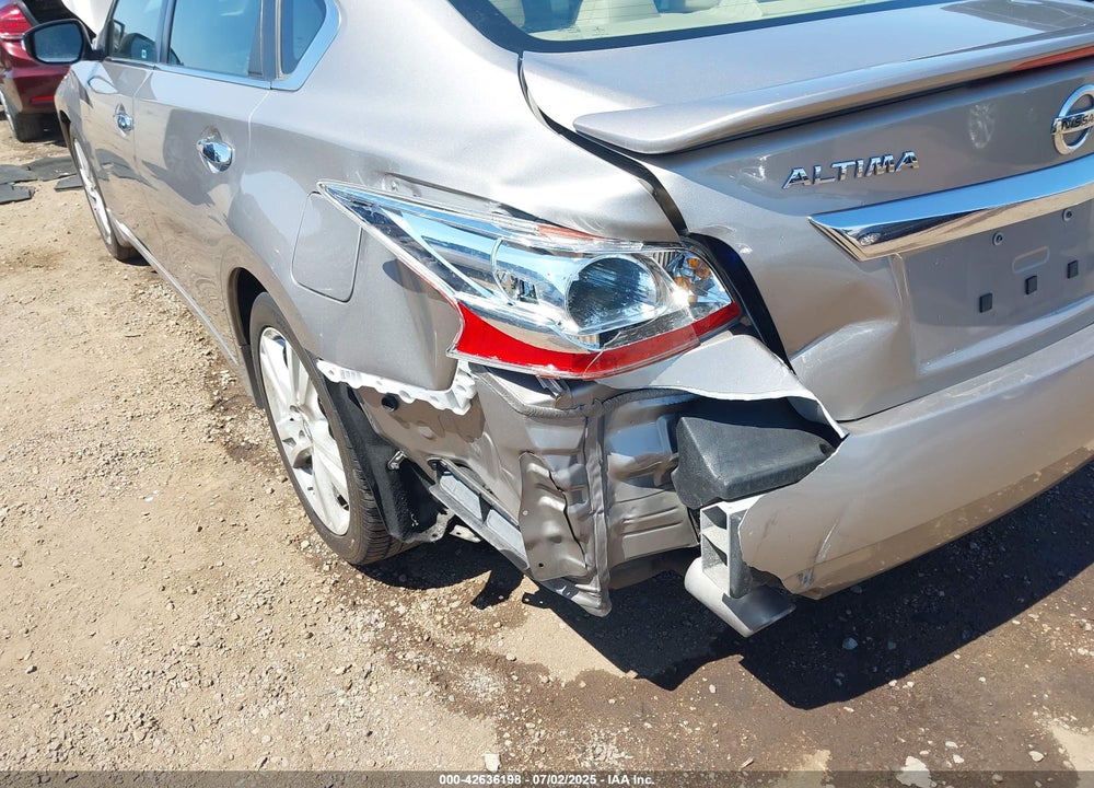 2013 NISSAN ALTIMA VIN: 1N4BL3APXDN486649