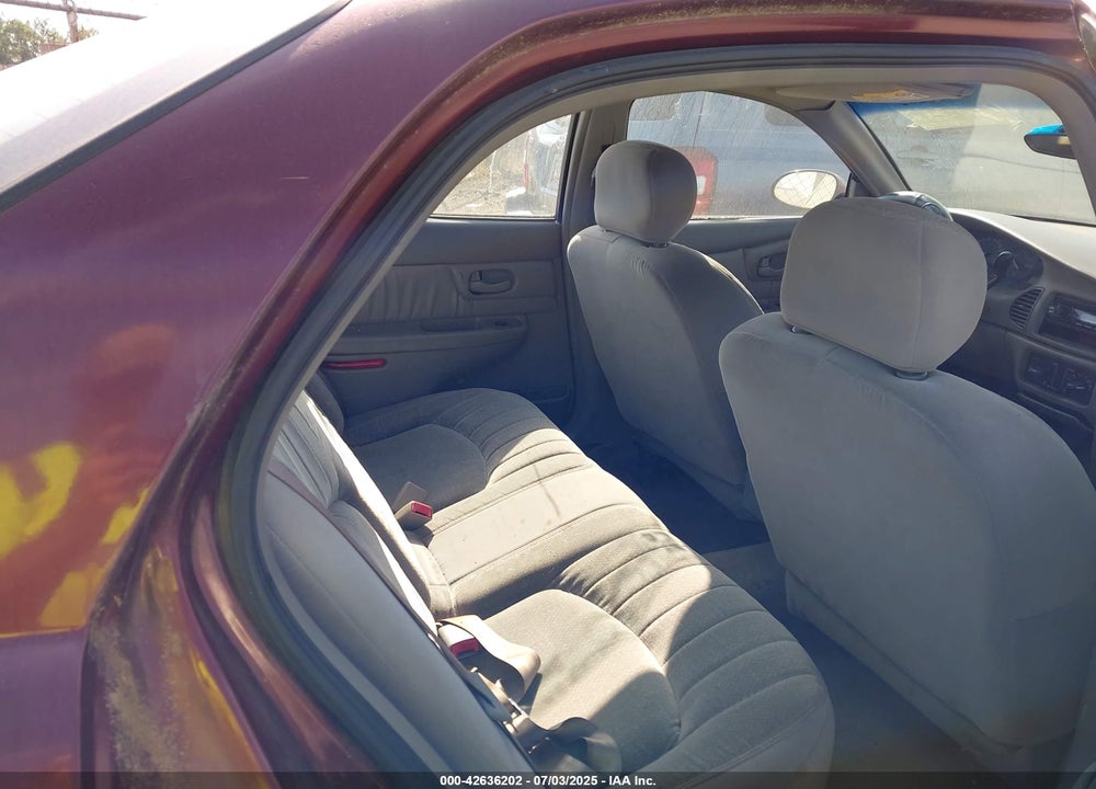 2001 BUICK CENTURY CUSTOM VIN: 2G4WS52J211136669