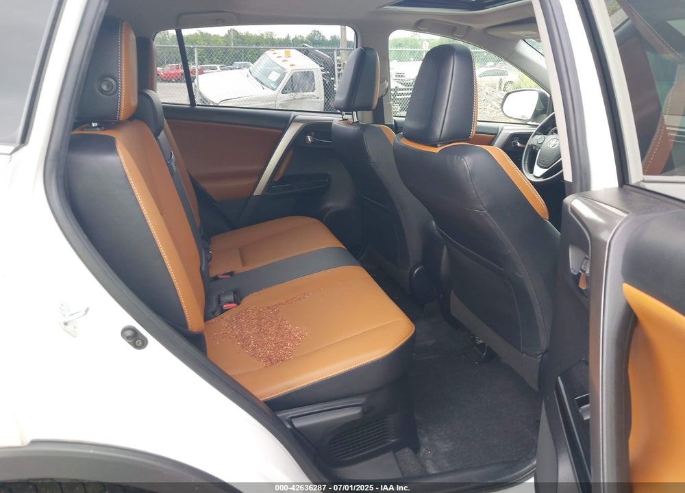 2018 TOYOTA RAV4 HYBRID VIN: JTMDJREV5JD178830