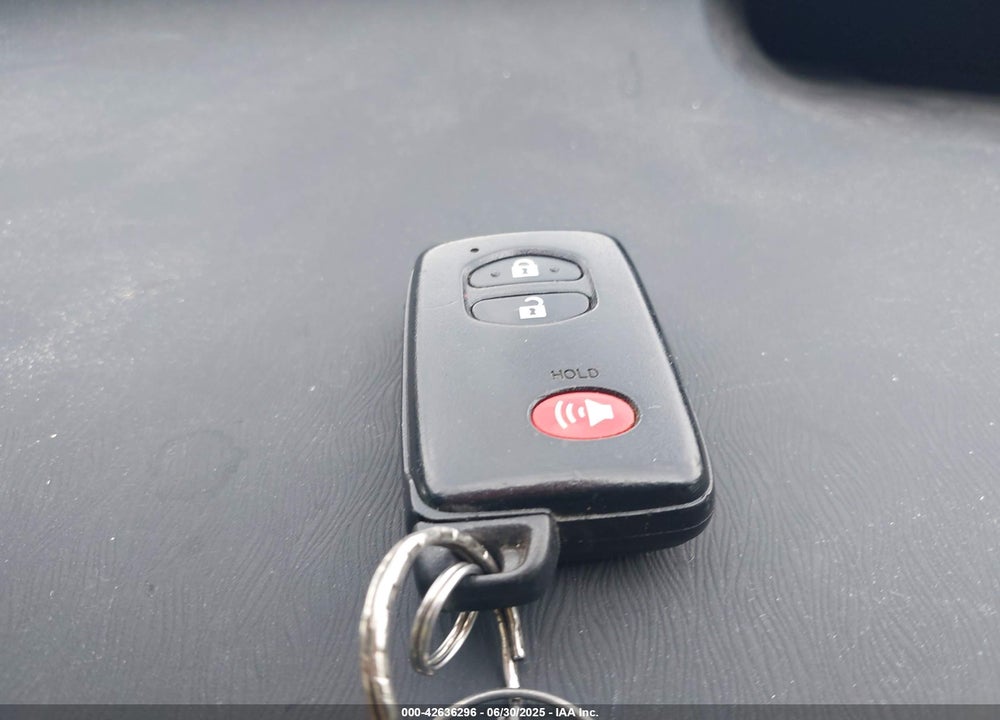 2011 TOYOTA PRIUS TWO VIN: JTDKN3DUXB0270753
