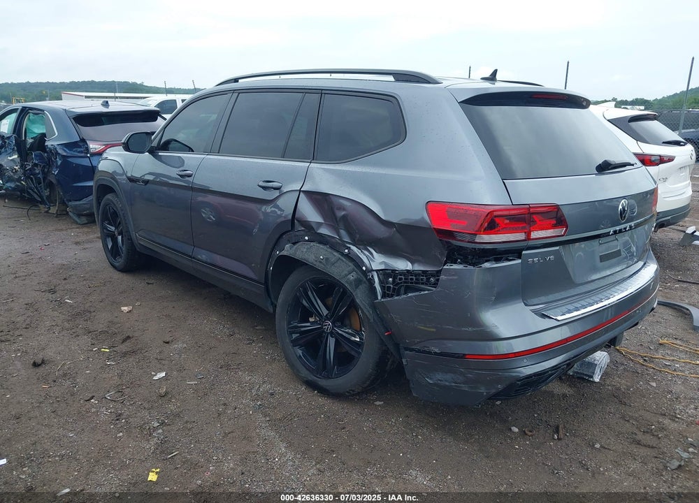 2023 VOLKSWAGEN ATLAS VIN: 1V2SR2CA7PC554447