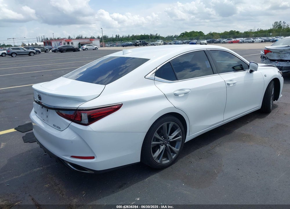 2021 LEXUS ES350 VIN: 58AGZ1B19MU090350