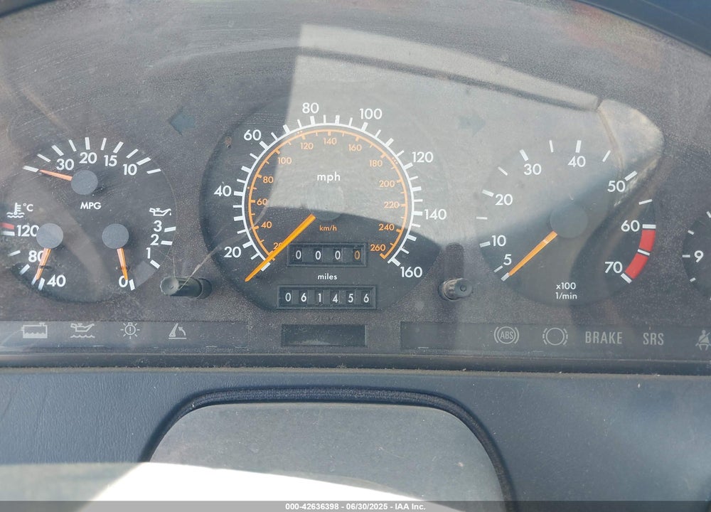 1992 MERCEDES-BENZ 500 SL VIN: WDBFA66E6NF055150