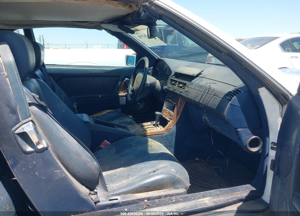 1992 MERCEDES-BENZ 500 SL VIN: WDBFA66E6NF055150