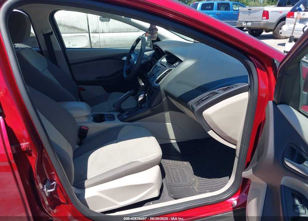 2013 FORD FOCUS SE VIN: 1FADP3K21DL108313