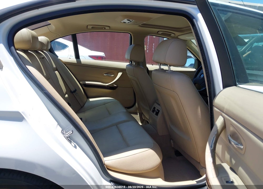 2010 BMW 3 SERIES VIN: WBAPH5C5XAA439453