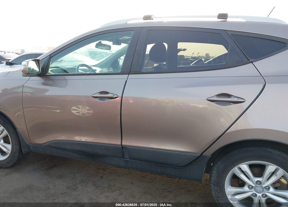 2012 HYUNDAI TUCSON VIN: KM8JU3AC4CU416449