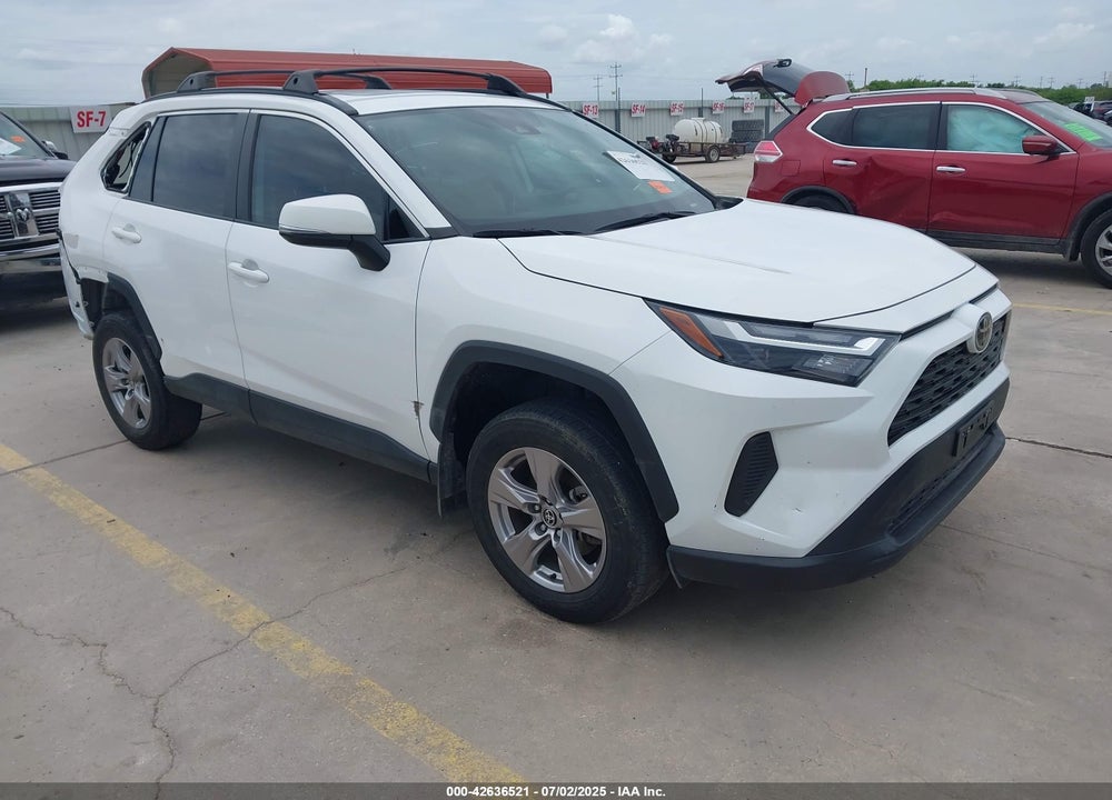 2023 TOYOTA RAV4 XLE VIN: 2T3W1RFV0PW240136