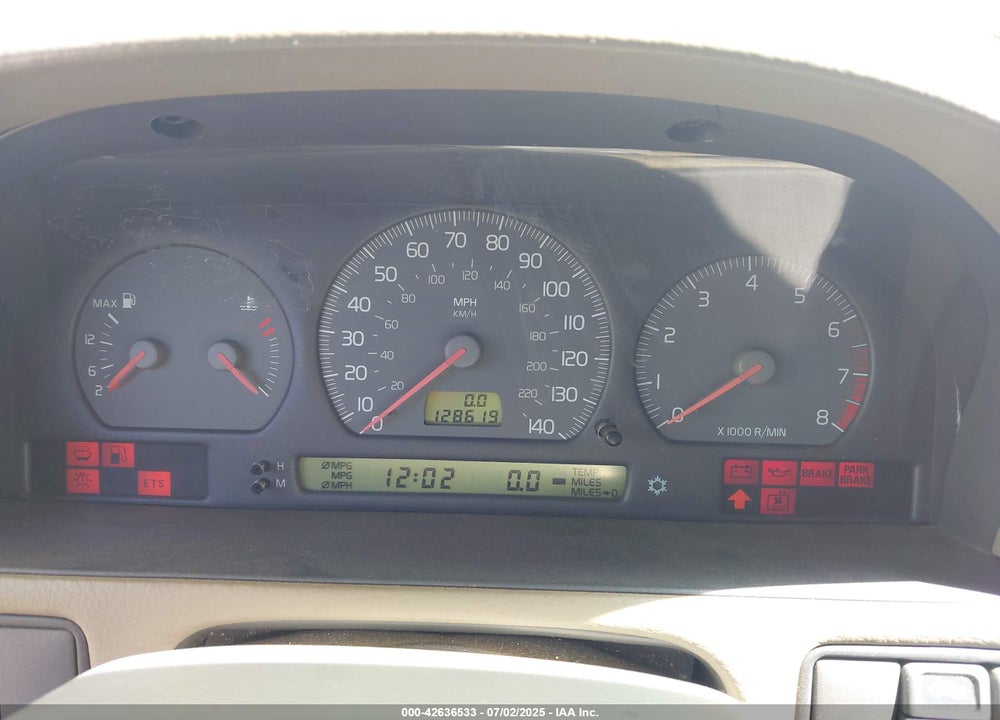 2000 VOLVO V70 SE VIN: YV1LW61J8Y2647178