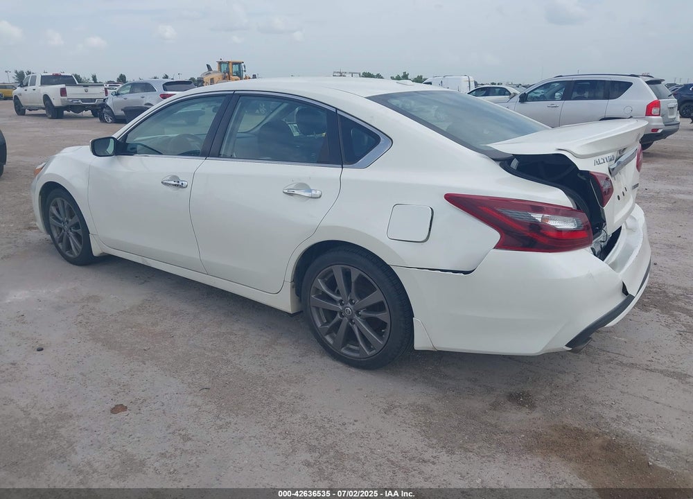 2018 NISSAN ALTIMA VIN: 1N4AL3AP0JC235383