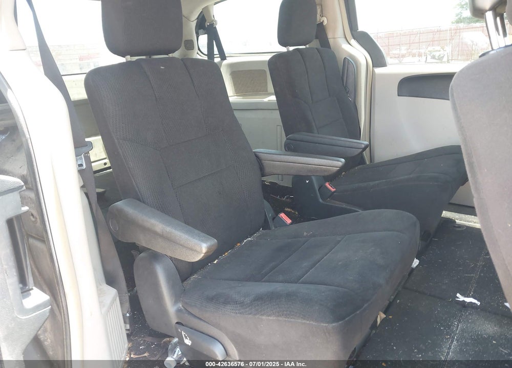 2012 DODGE GRAND CARAVAN CREW VIN: 2C4RDGDG9CR109837