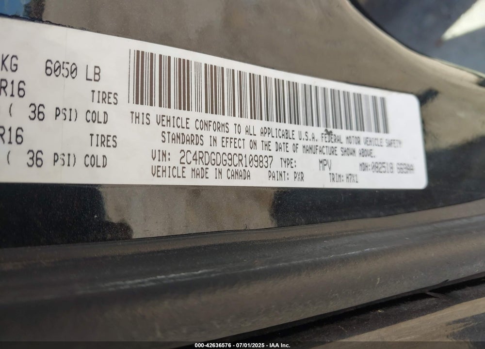 2012 DODGE GRAND CARAVAN CREW VIN: 2C4RDGDG9CR109837