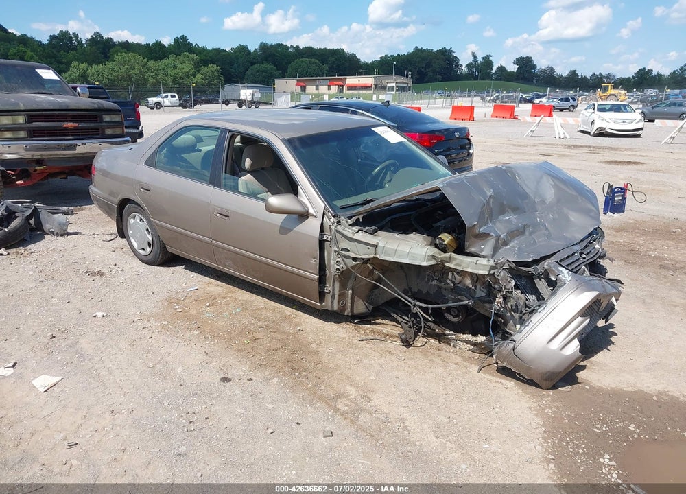 1999 TOYOTA CAMRY VIN: 4T1BG22K4XU612859