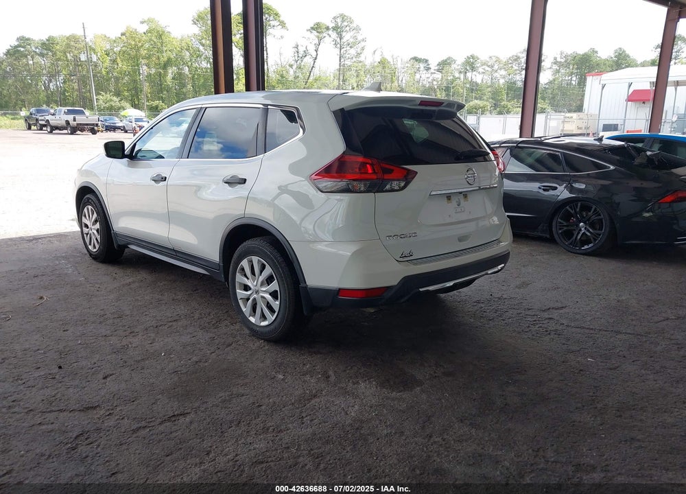 2018 NISSAN ROGUE S VIN: KNMAT2MTXJP609228