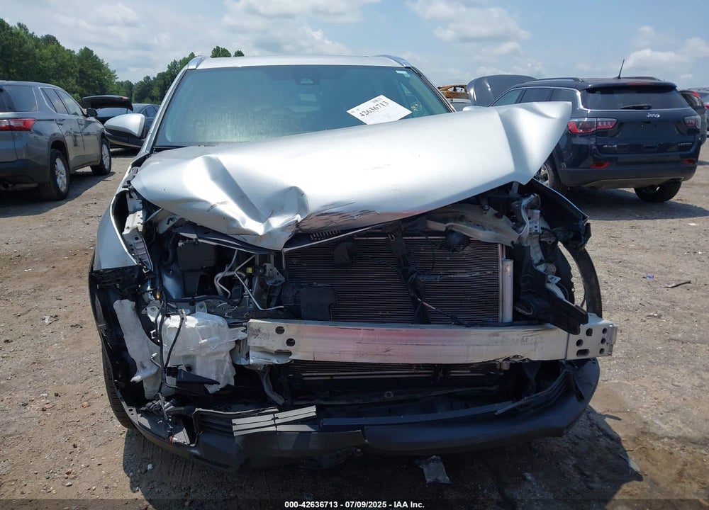 2019 TOYOTA HIGHLANDER VIN: 5TDJZRFH6KS614952