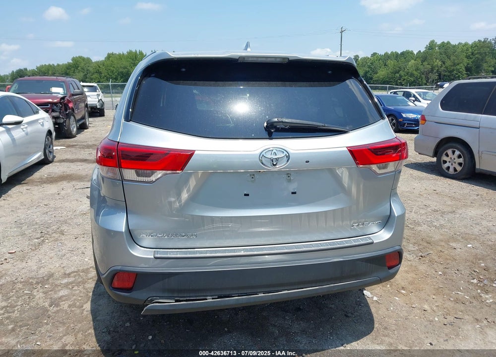 2019 TOYOTA HIGHLANDER VIN: 5TDJZRFH6KS614952