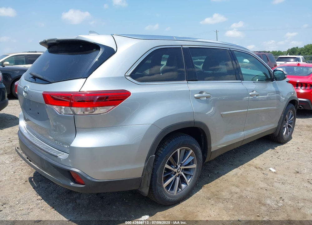 2019 TOYOTA HIGHLANDER VIN: 5TDJZRFH6KS614952
