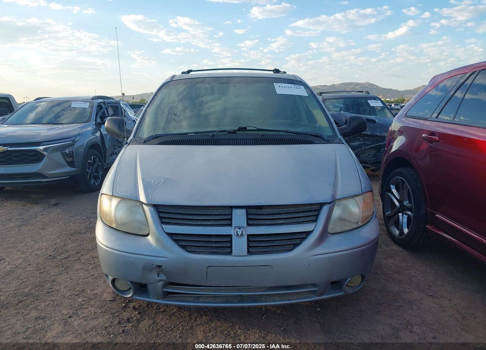 2005 DODGE GRAND CARAVAN SXT VIN: 2D4GP44L55R483006