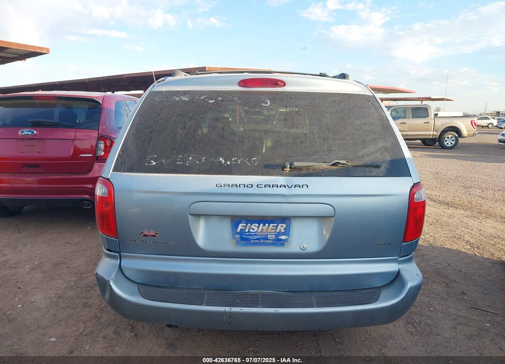 2005 DODGE GRAND CARAVAN SXT VIN: 2D4GP44L55R483006
