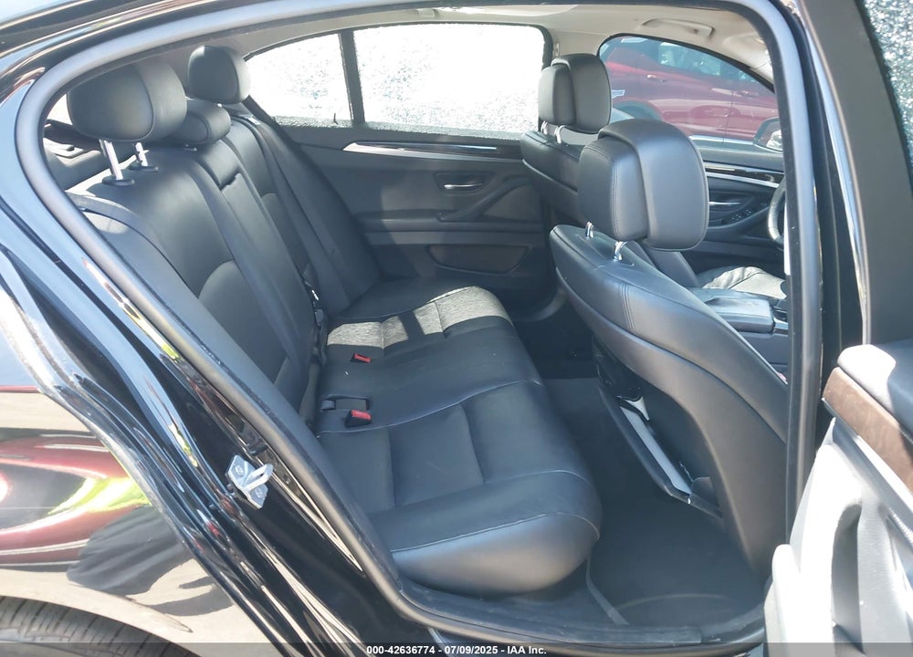 2013 BMW 5 SERIES VIN: WBAXG5C57DD233464