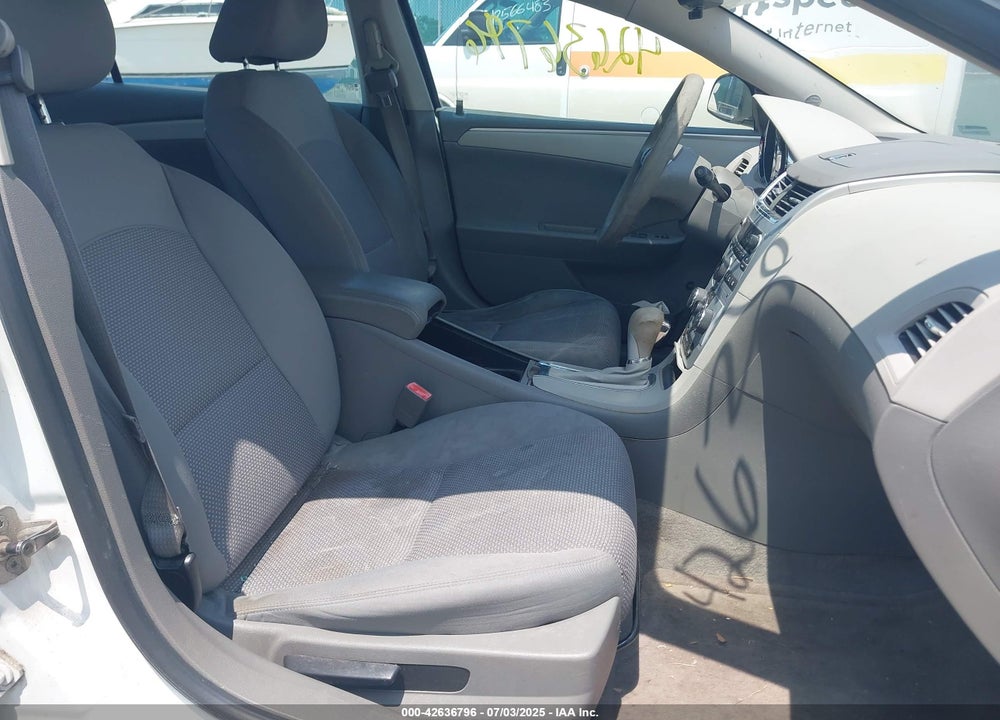 2011 CHEVROLET MALIBU LS VIN: 1G1ZB5E19BF235439