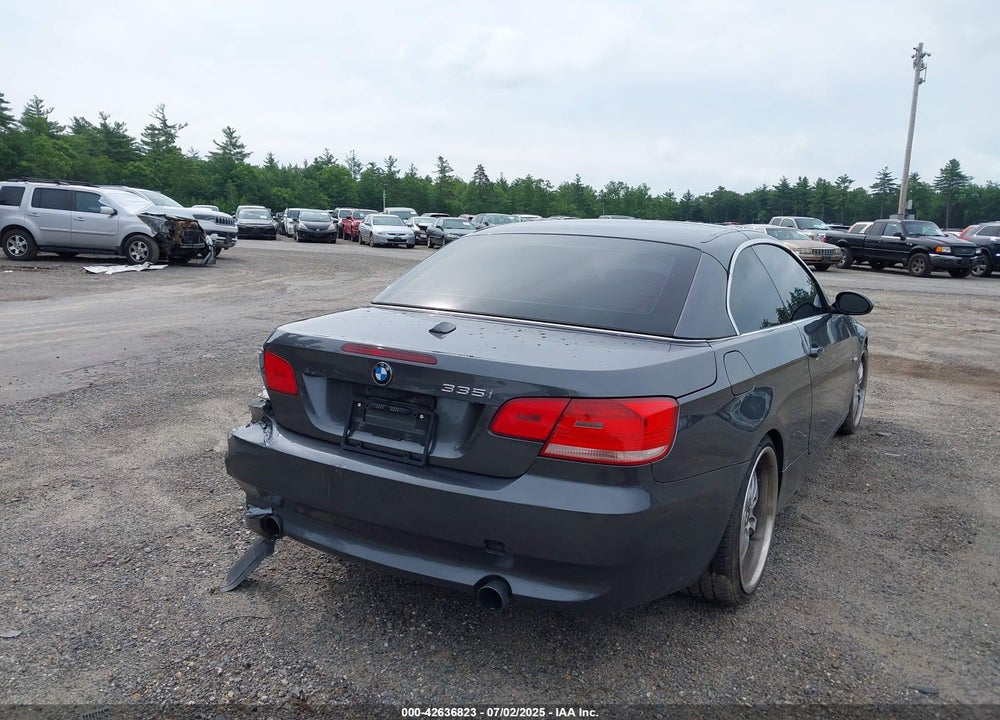 2007 BMW 3 SERIES VIN: WBAWL73527PX48880