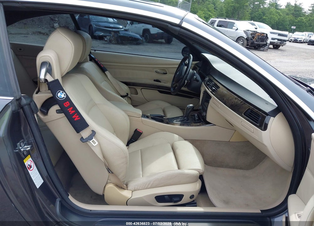 2007 BMW 3 SERIES VIN: WBAWL73527PX48880