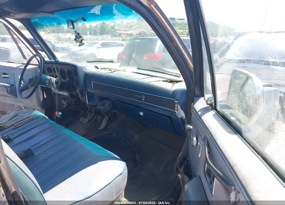 1982 CHEVROLET C20 VIN: 1GCGC24M6CJ114288