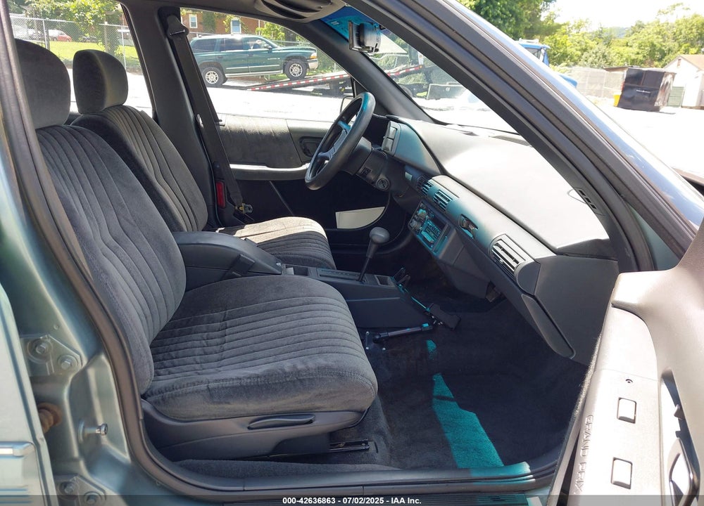 1993 PONTIAC GRAND PRIX LE VIN: 1G2WH54TXPF308566