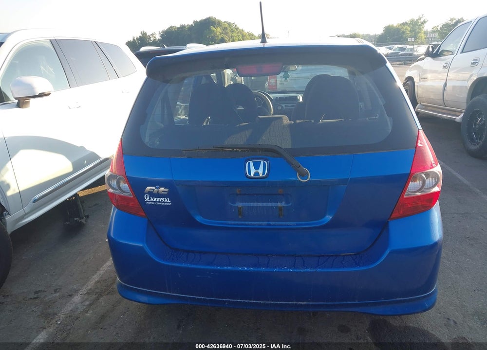 2007 HONDA FIT SPORT VIN: JHMGD38677S019493