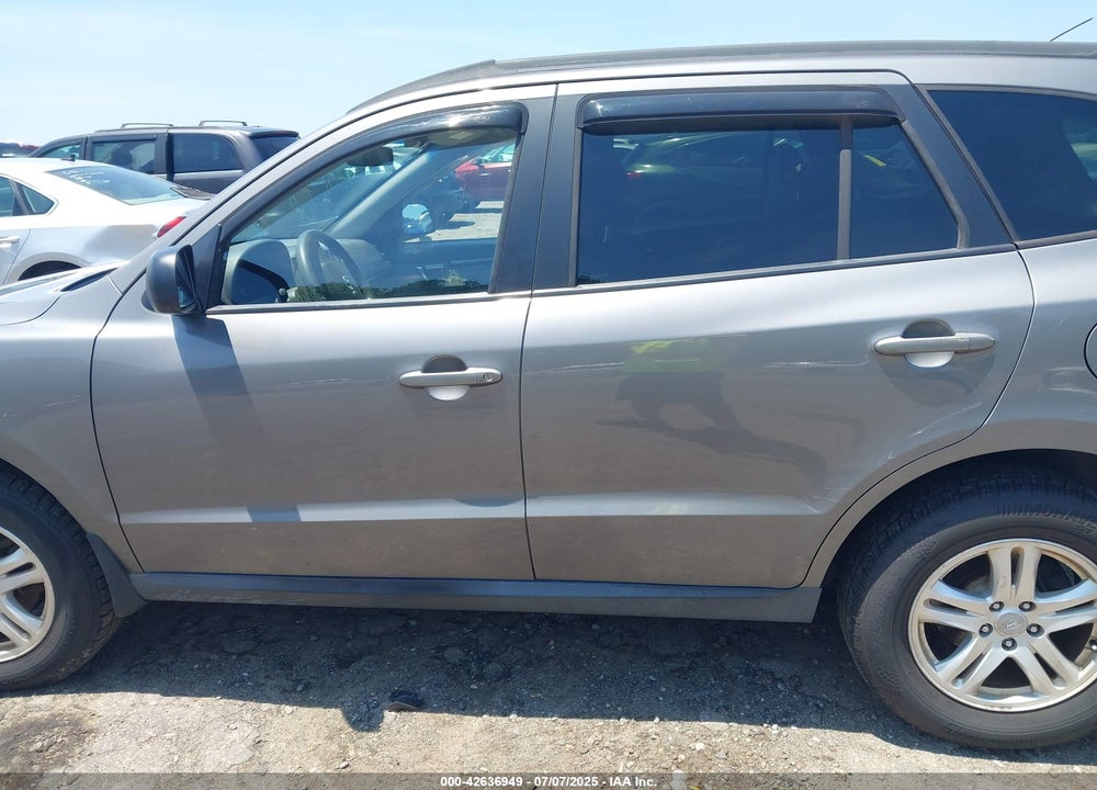 2010 HYUNDAI SANTA FE VIN: 5NMSGDAB2AH407217
