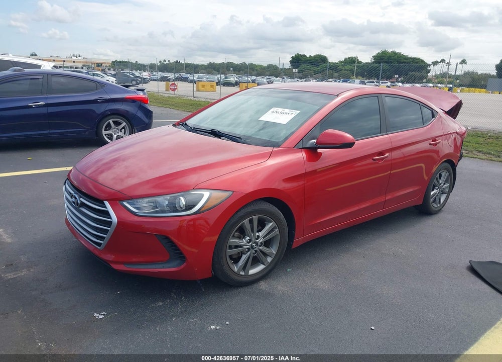2017 HYUNDAI ELANTRA VIN: 5NPD84LF2HH054318