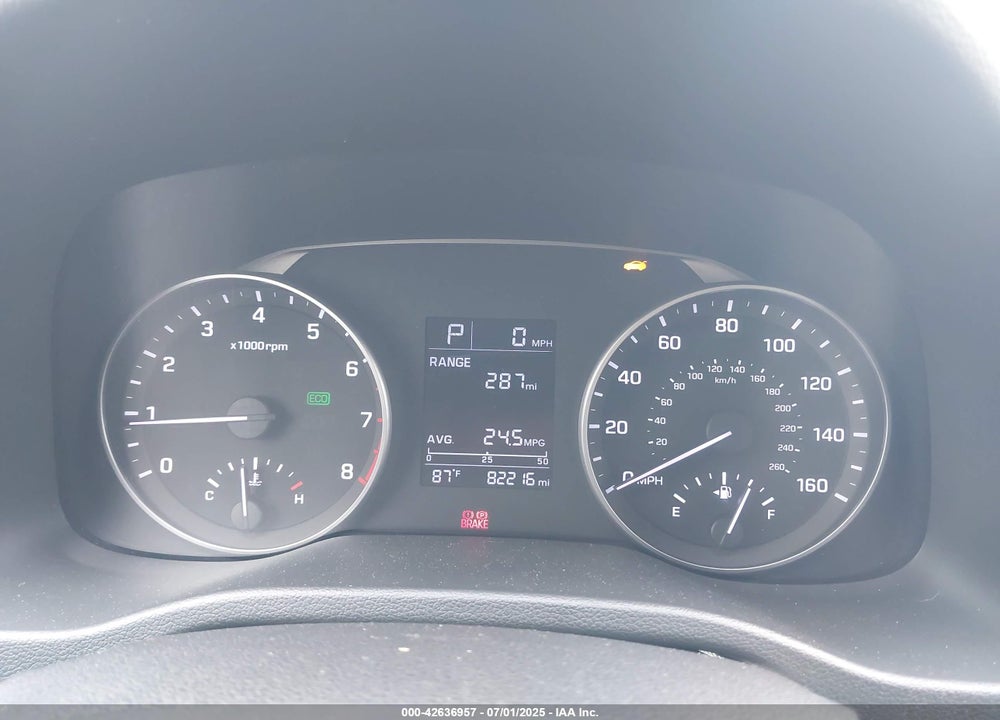 2017 HYUNDAI ELANTRA VIN: 5NPD84LF2HH054318