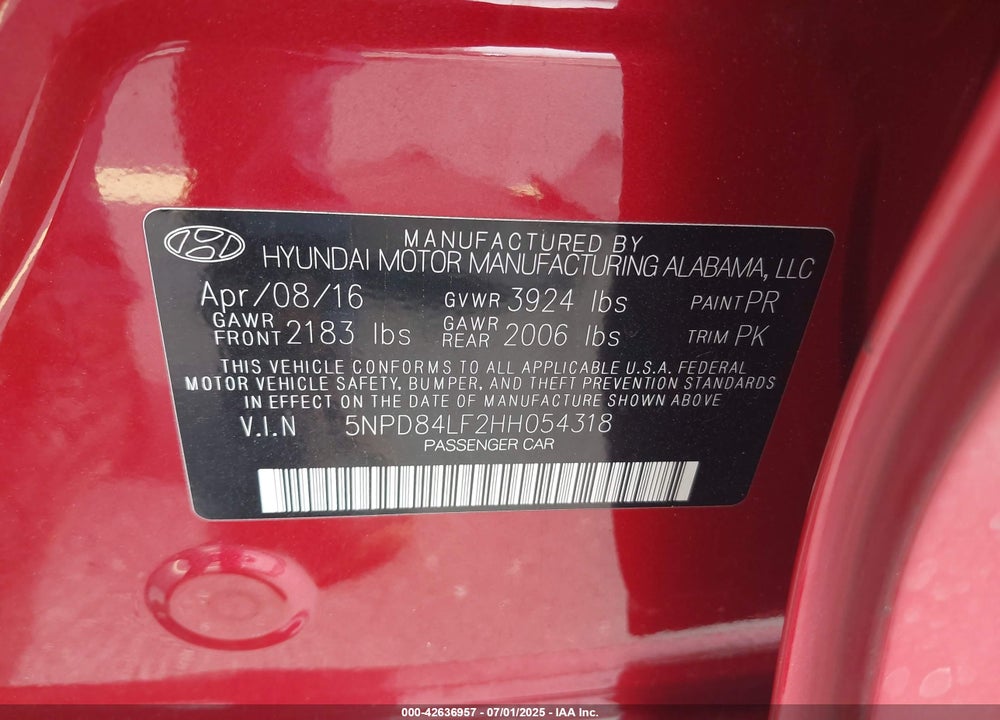 2017 HYUNDAI ELANTRA VIN: 5NPD84LF2HH054318