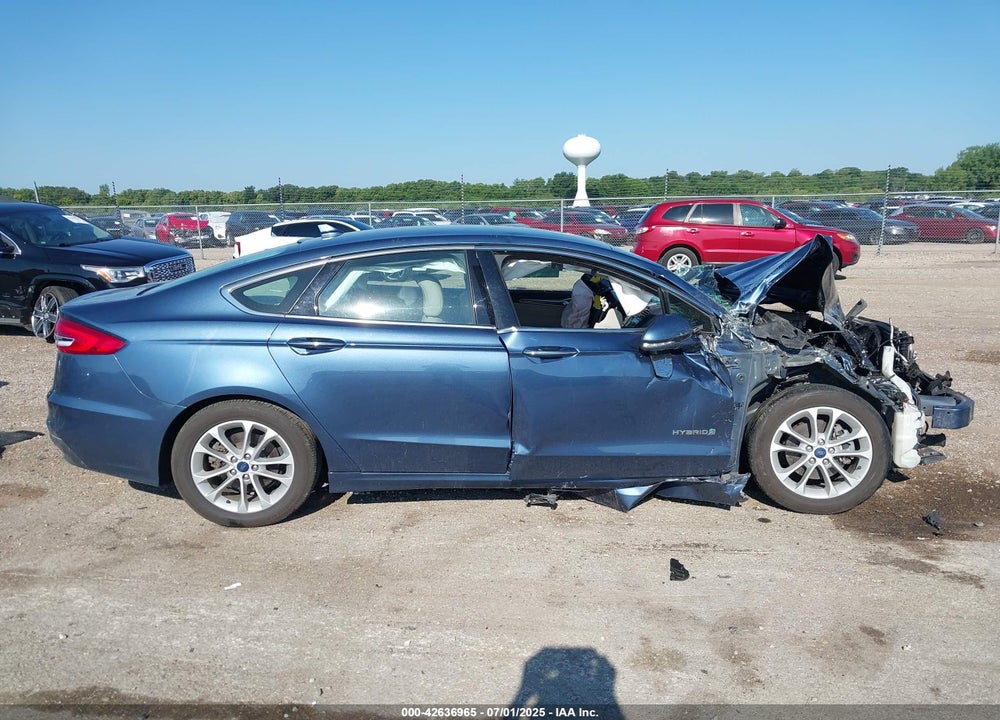 2019 FORD FUSION VIN: 3FA6P0MU0KR255999