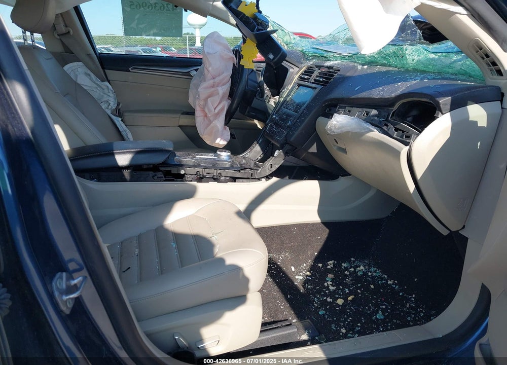 2019 FORD FUSION VIN: 3FA6P0MU0KR255999